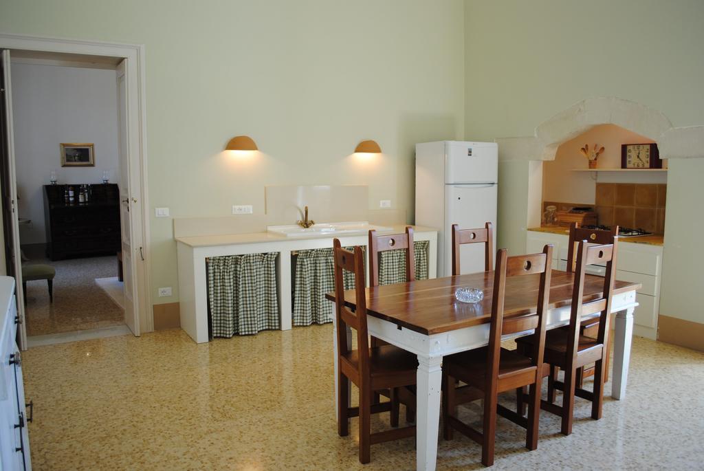 Palazzo Guglielmo Hotel Vignacastrisi Ruang foto